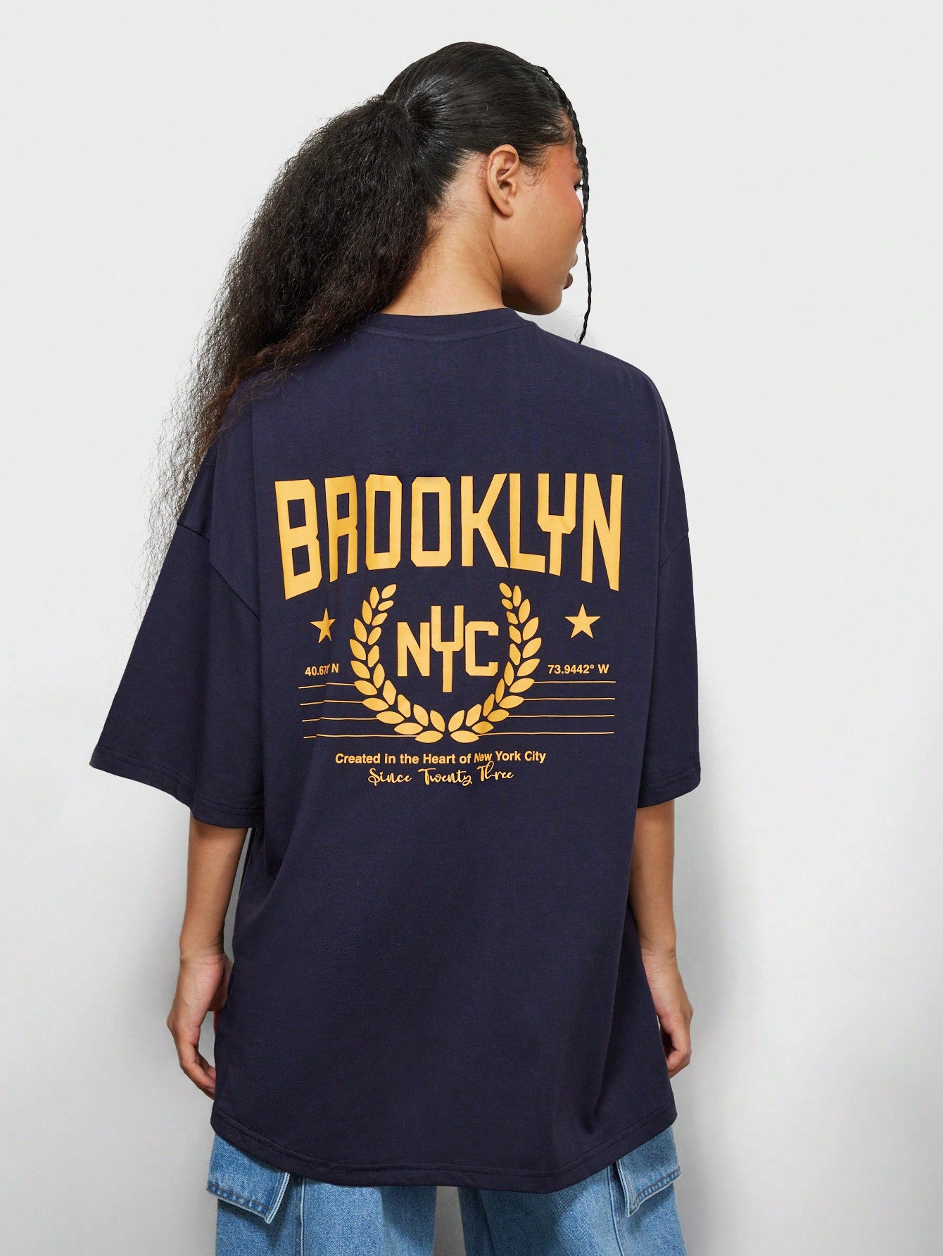 SUMWON WOMEN Oversized Fit Tee With Brooklyn Graphic Print