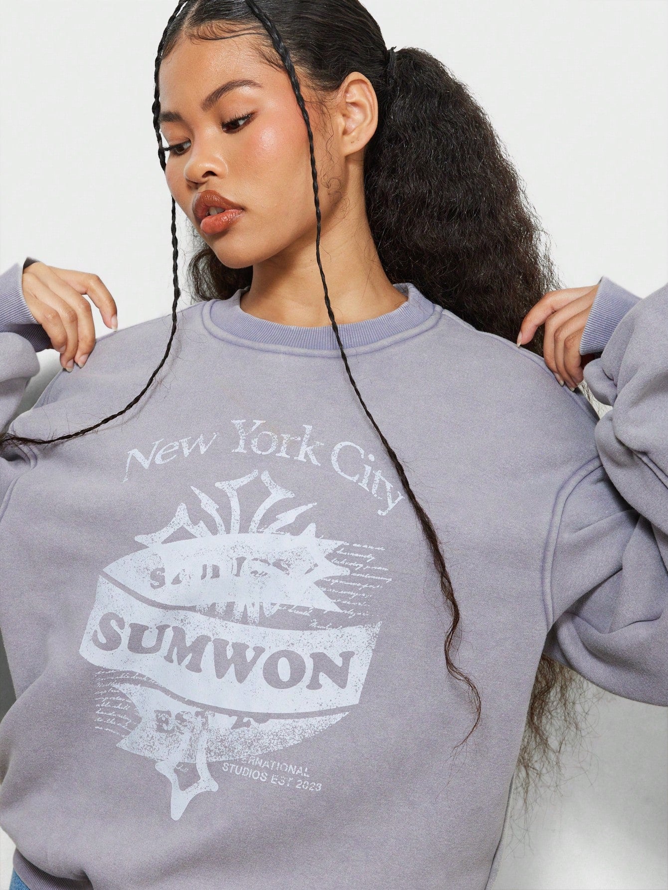 SUMWON WOMEN Washed Crew Neck Sweatshirt With Front Graphic Print & Thumb Holes Detail