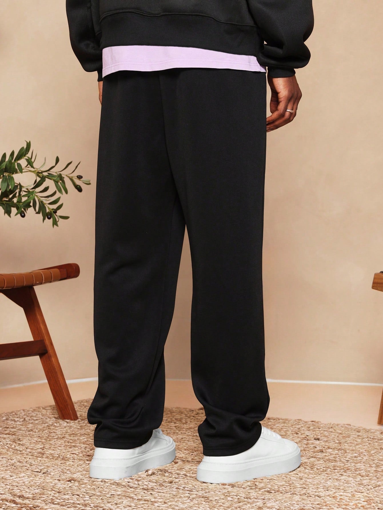 Straight Fit Essential Jogger With Pintuck Detail