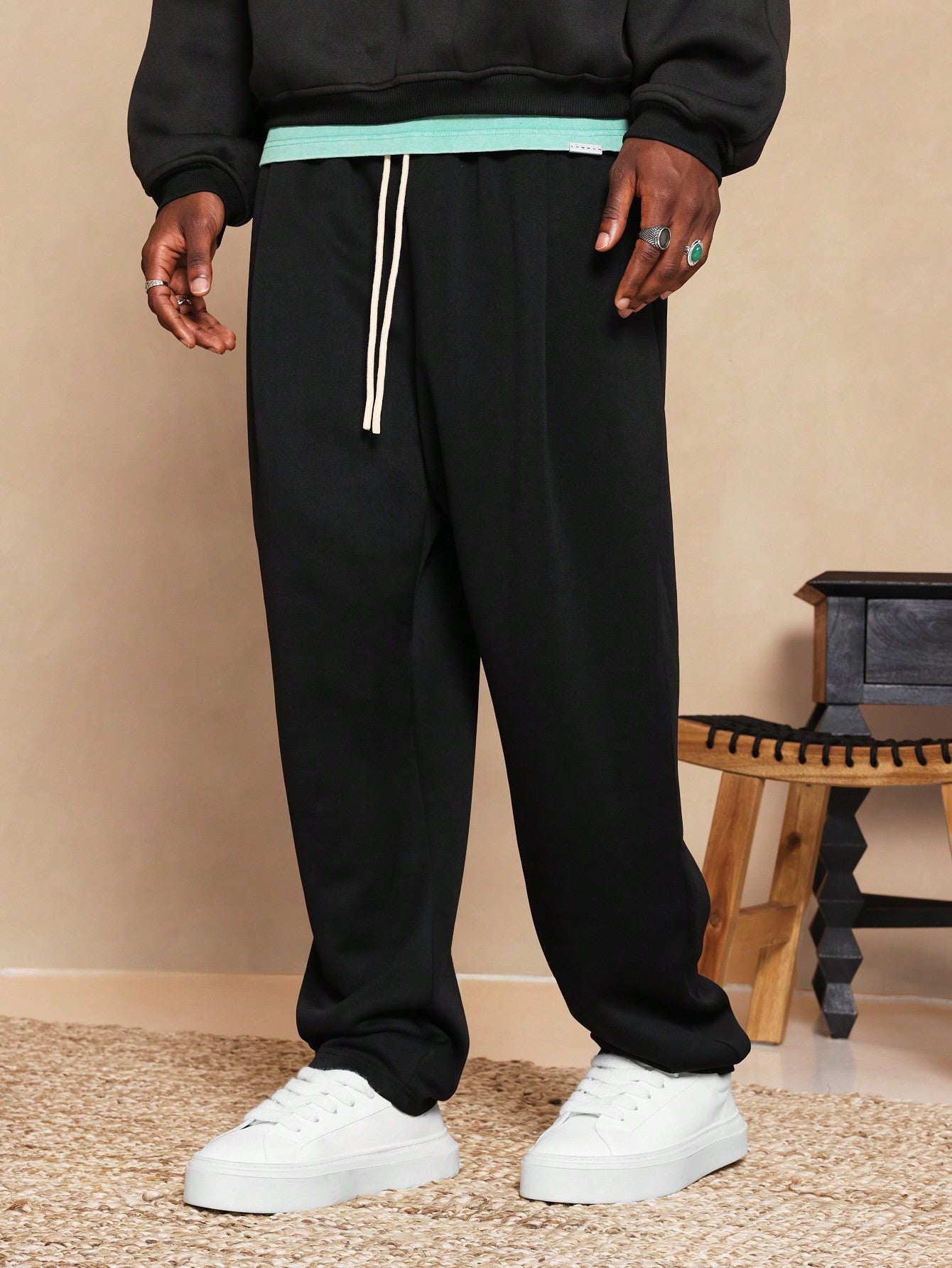 Straight Fit Pleated Essential Jogger