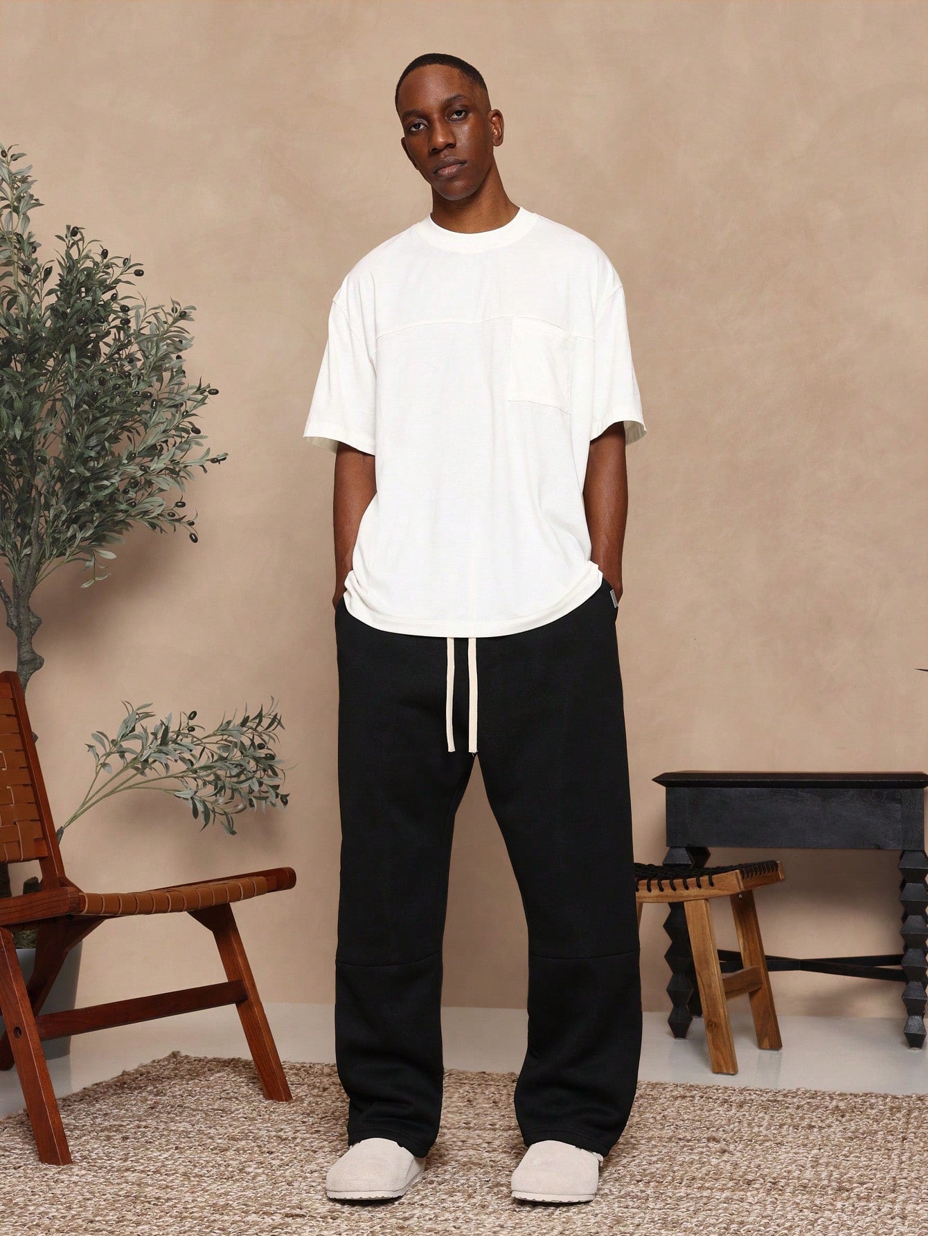 Regular Fit Essential Tee With Pocket Detail