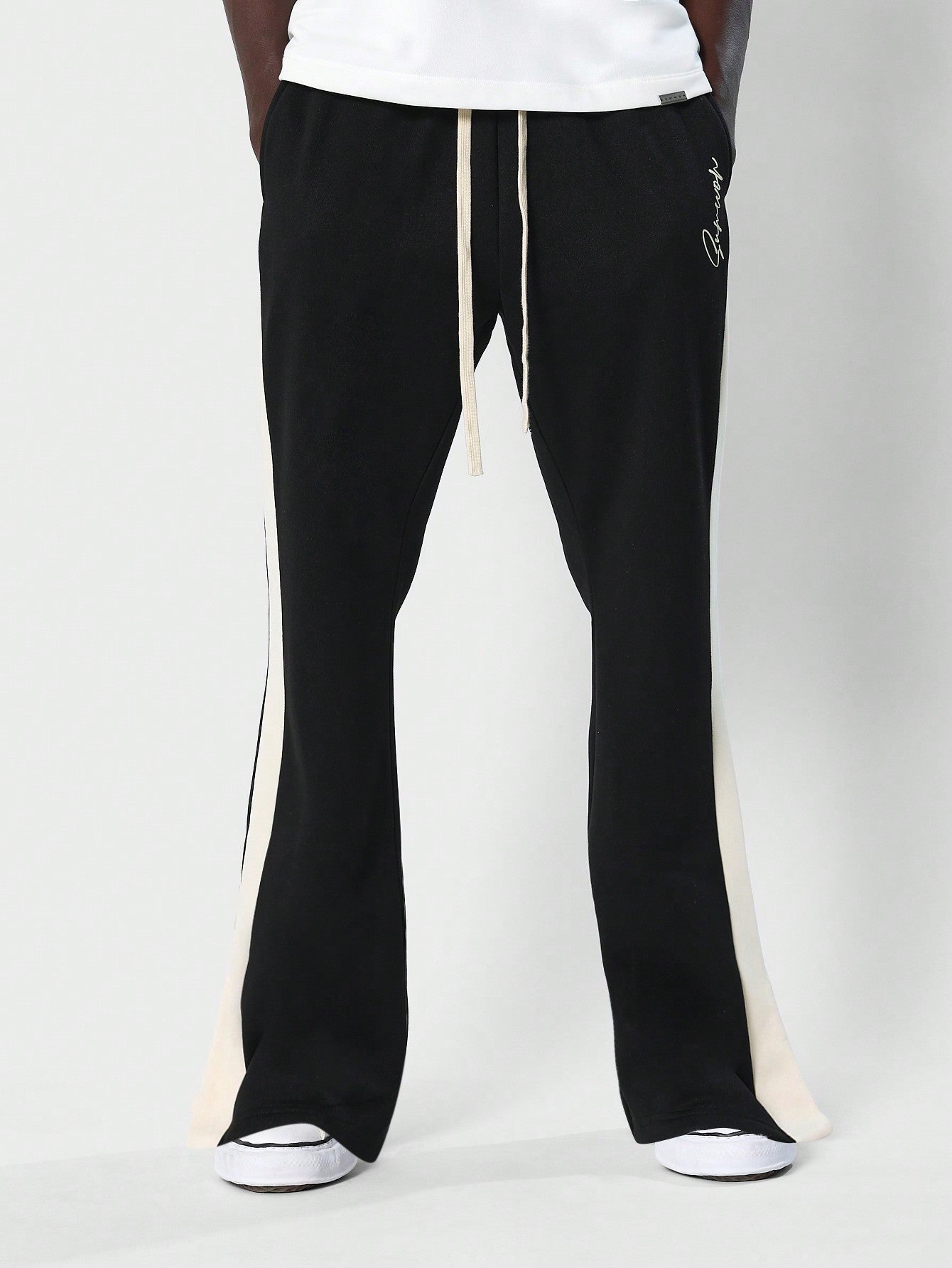 Flare Fit Color Blocked Popper Side Jogger