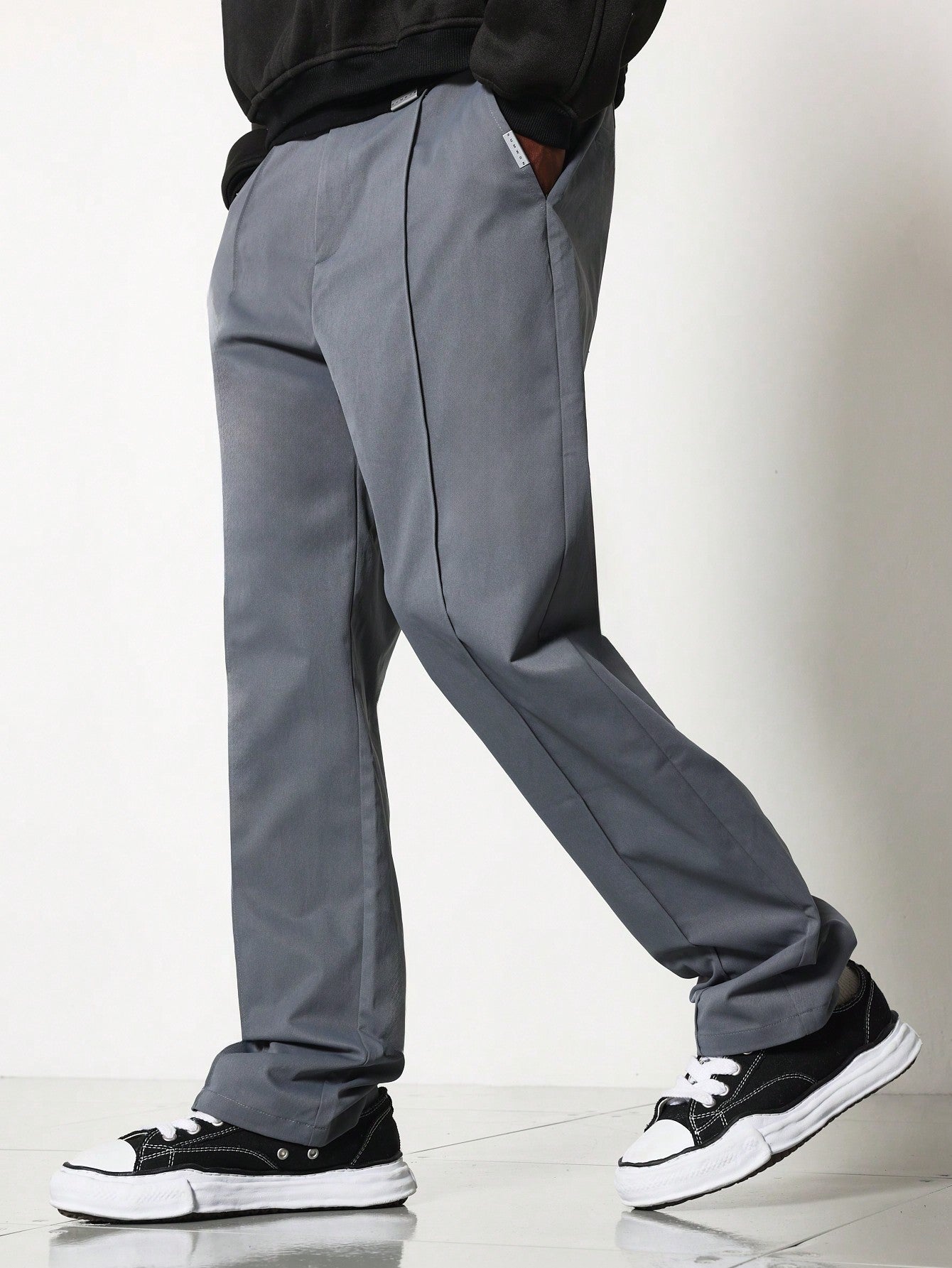 Straight Fit Pleated Pant