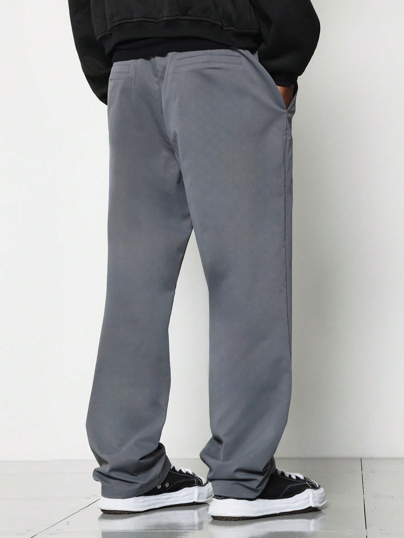 Straight Fit Pleated Pant