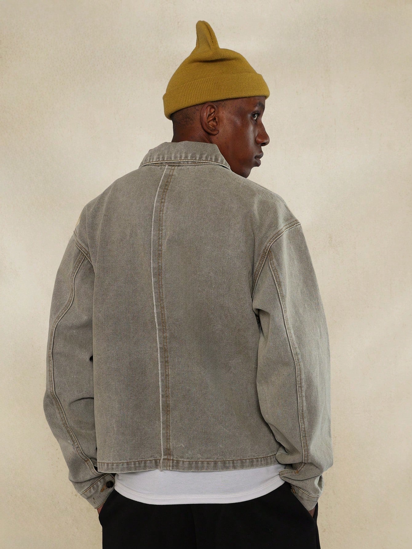 Regular Fit Washed Zip Through Denim Jacket With Ripped Pocket