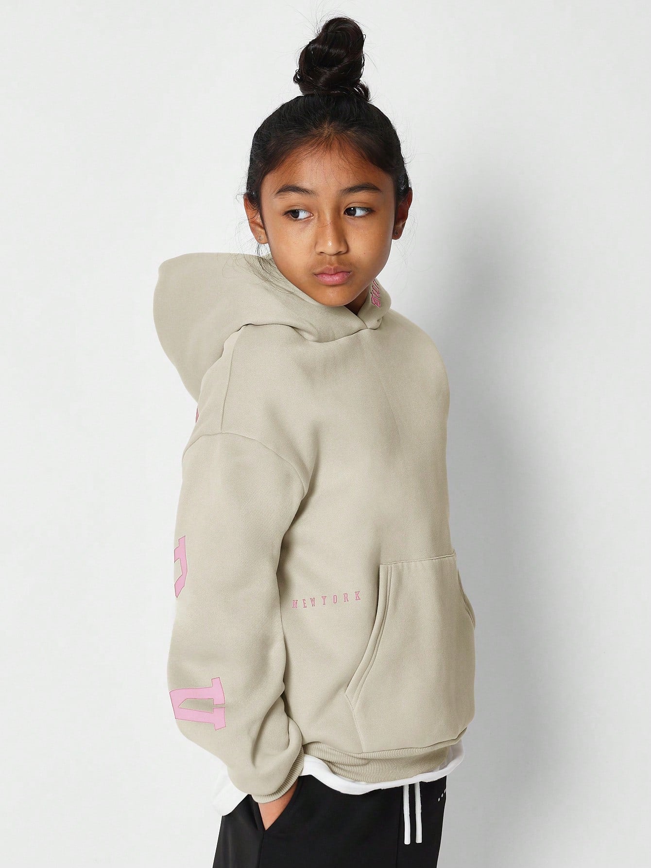 Tween Girls Overhead Hoodie With Immense New York Graphic Print