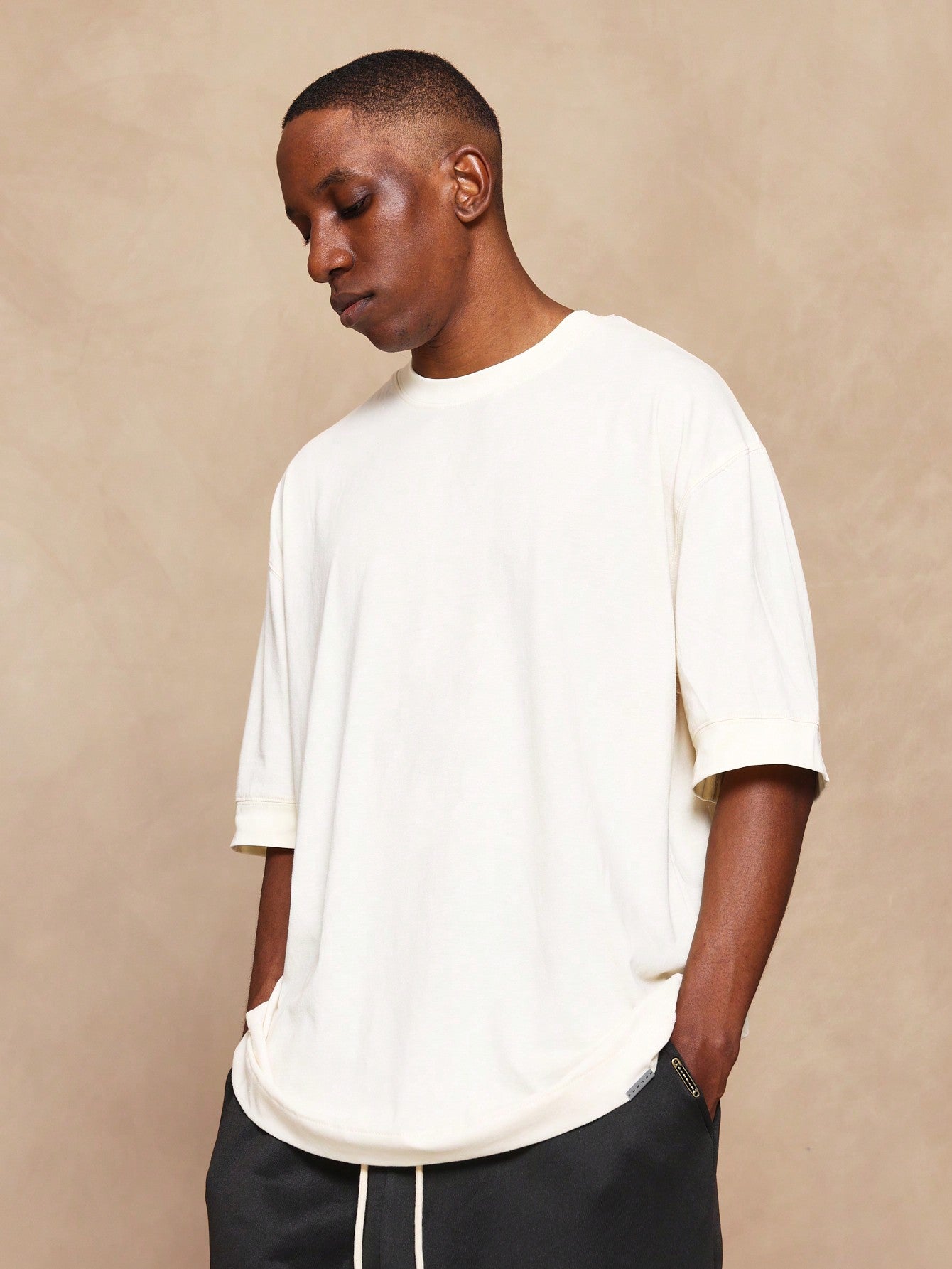 Oversized Fit Elbow Sleeve Essential Tee