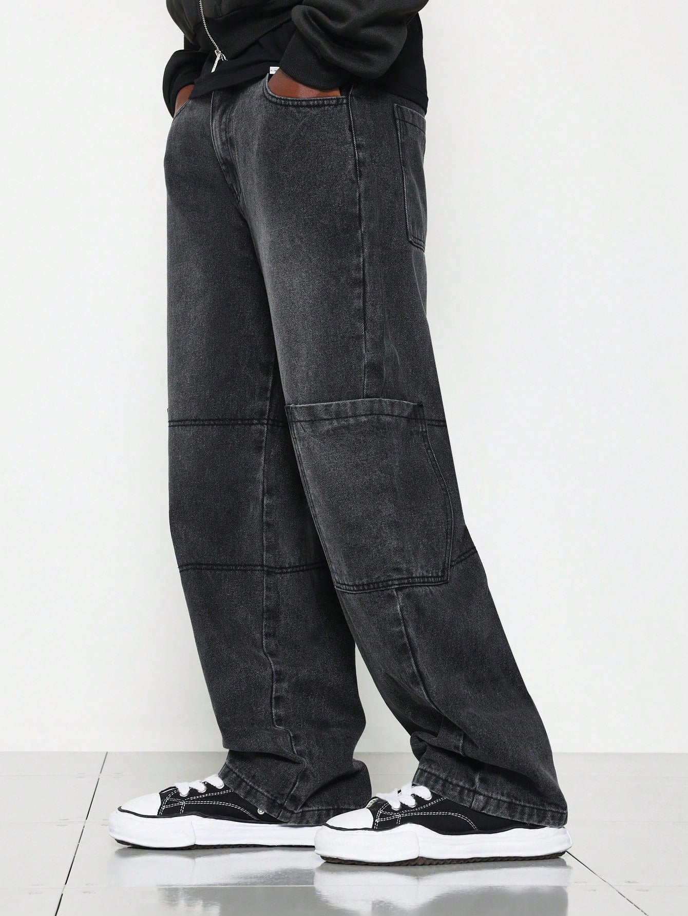 Loose Fit Washed Cargo Jean