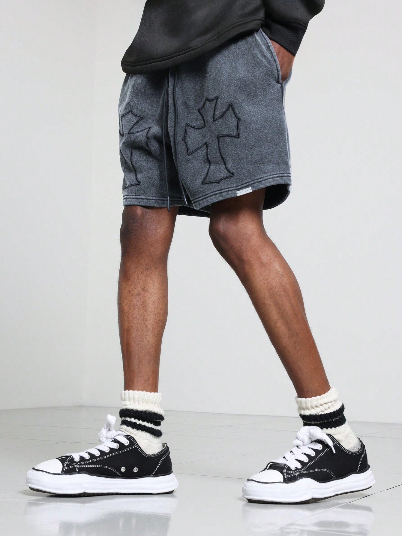 Drop Crotch Washed Short With Front Cross Embroidery