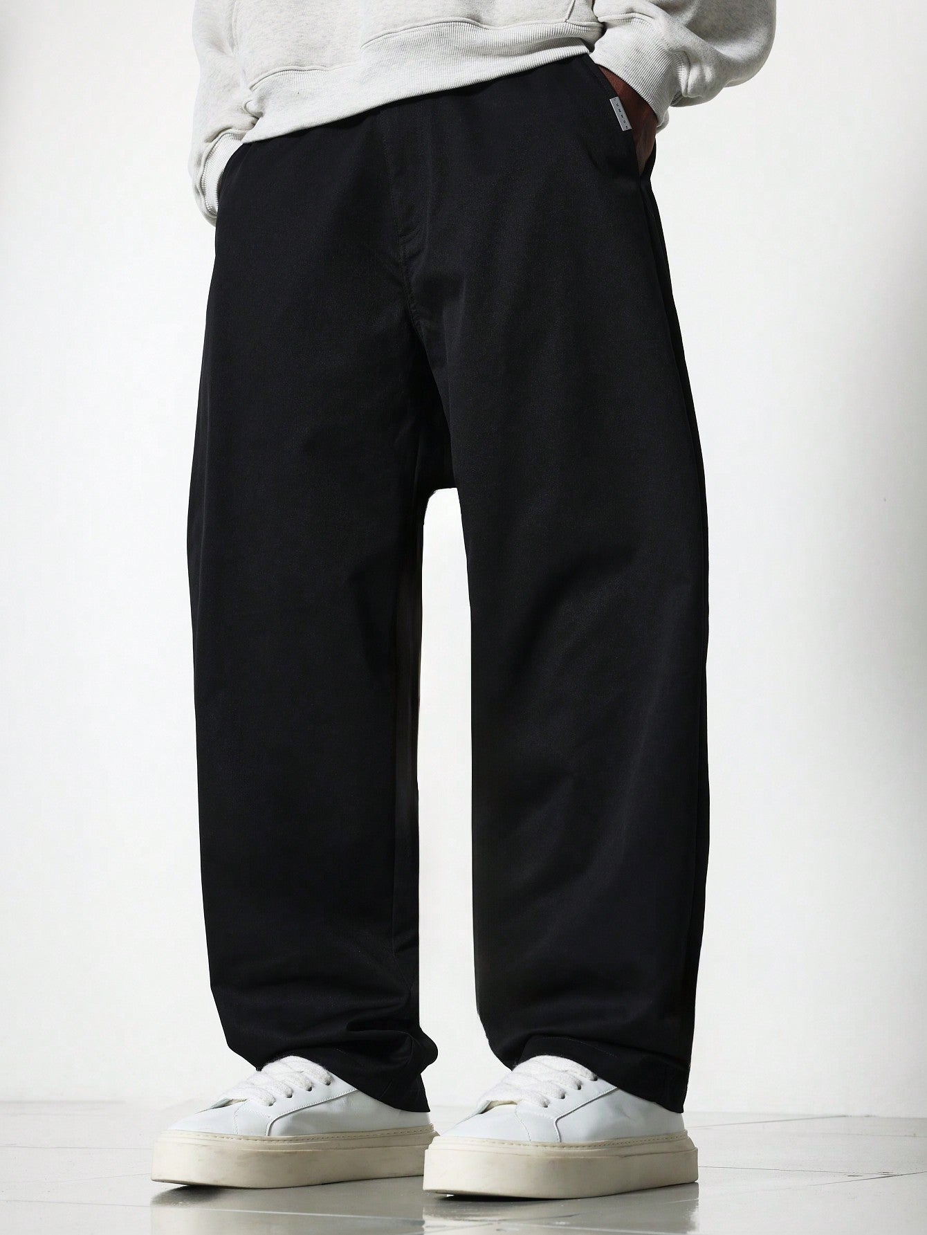 Loose Fit Skater Pant