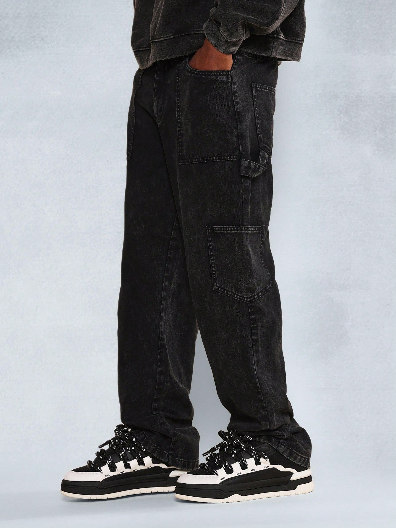 Loose Fit Carpenter Pant