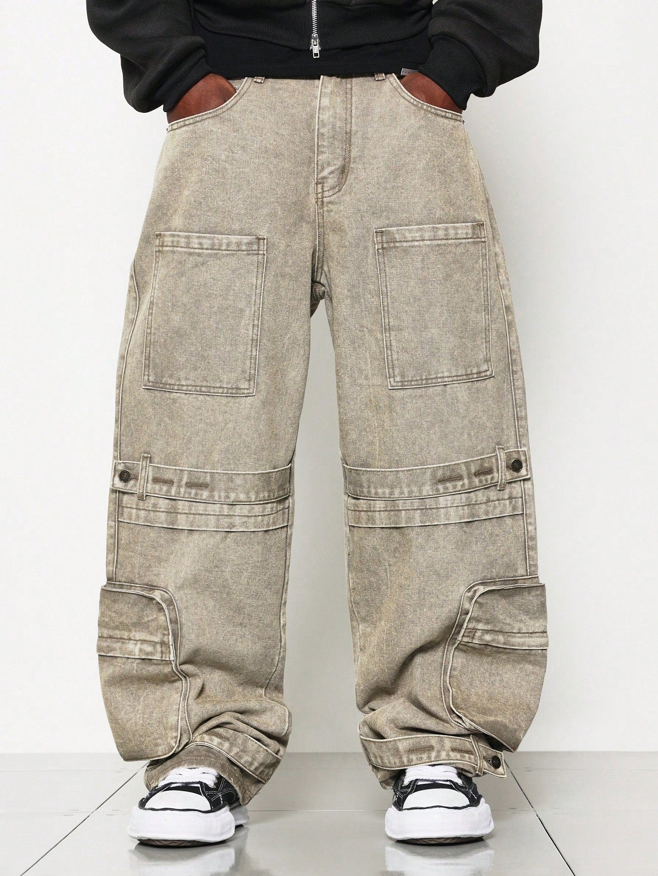 Skater Fit Washed Multi Pocket Cargo Jean