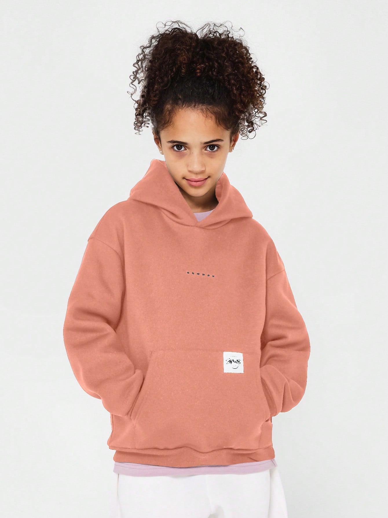 Tween Girls Regular Fit Essential Hoodie With Graphic Print