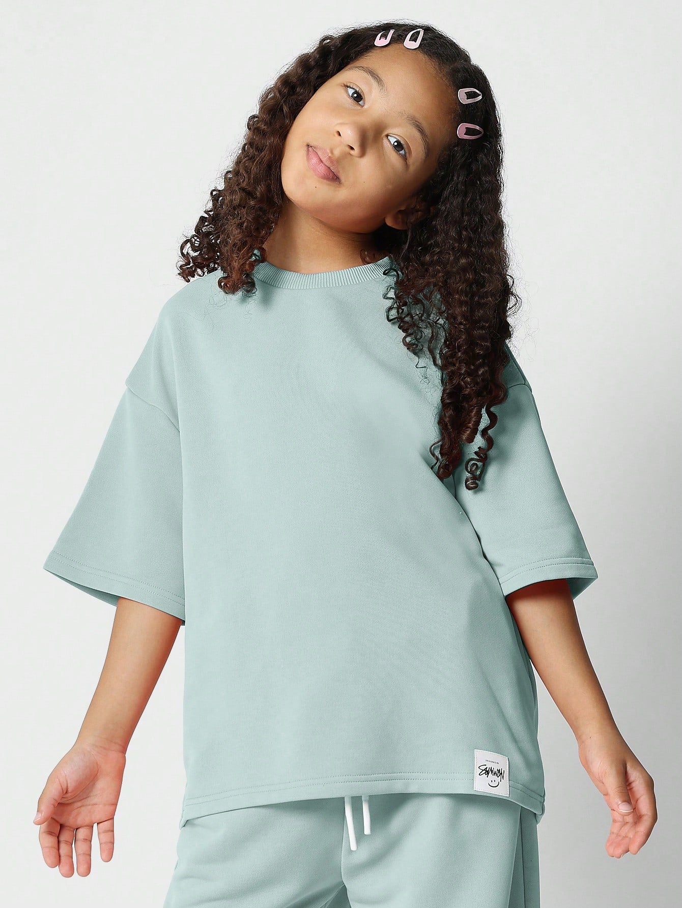 Tween Girls Oversized Fit Tee With Joggers 2 Piece Set