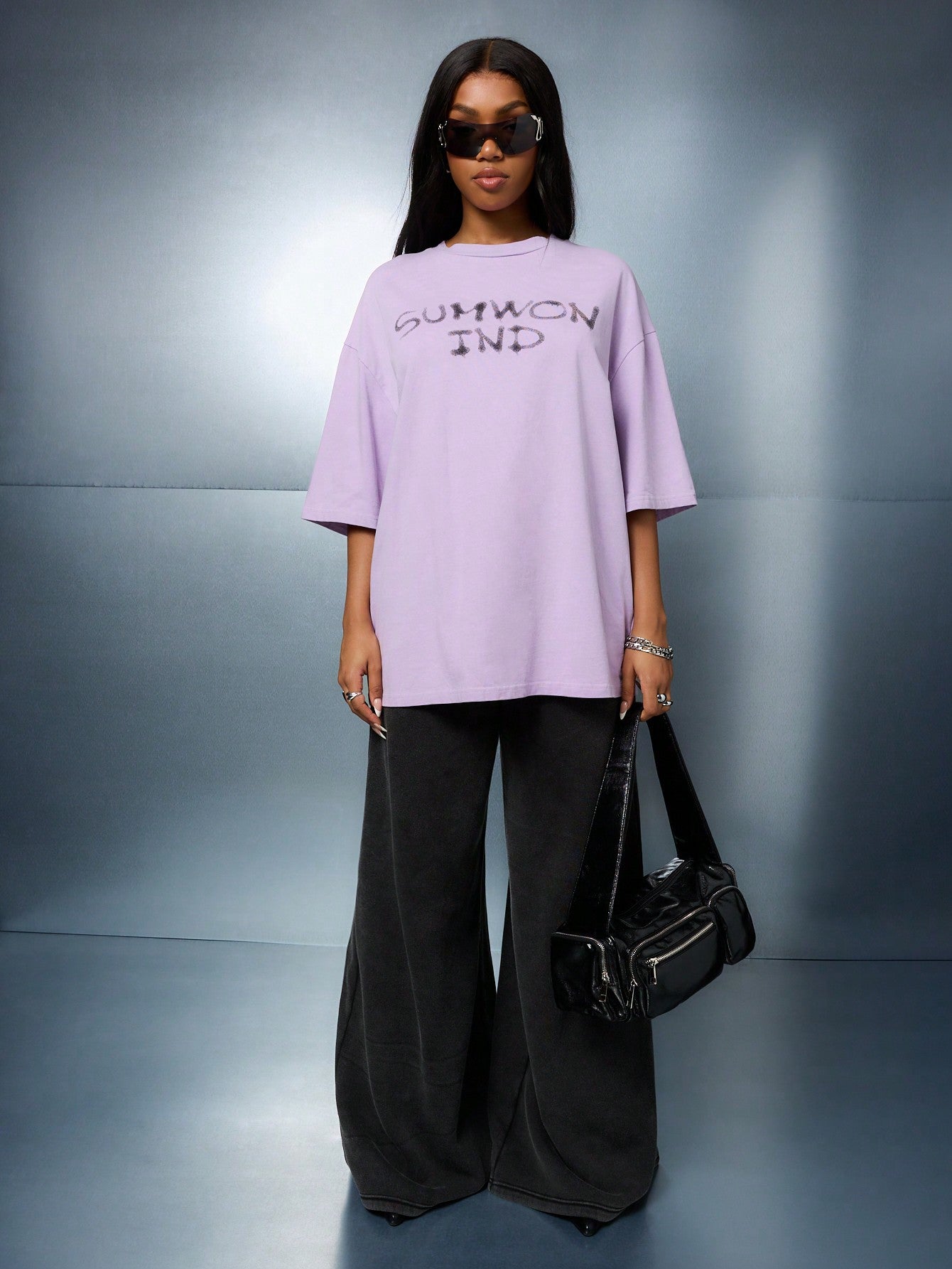 SUMWON WOMEN Oversized Washed T-Shirt With Front Graphic Print