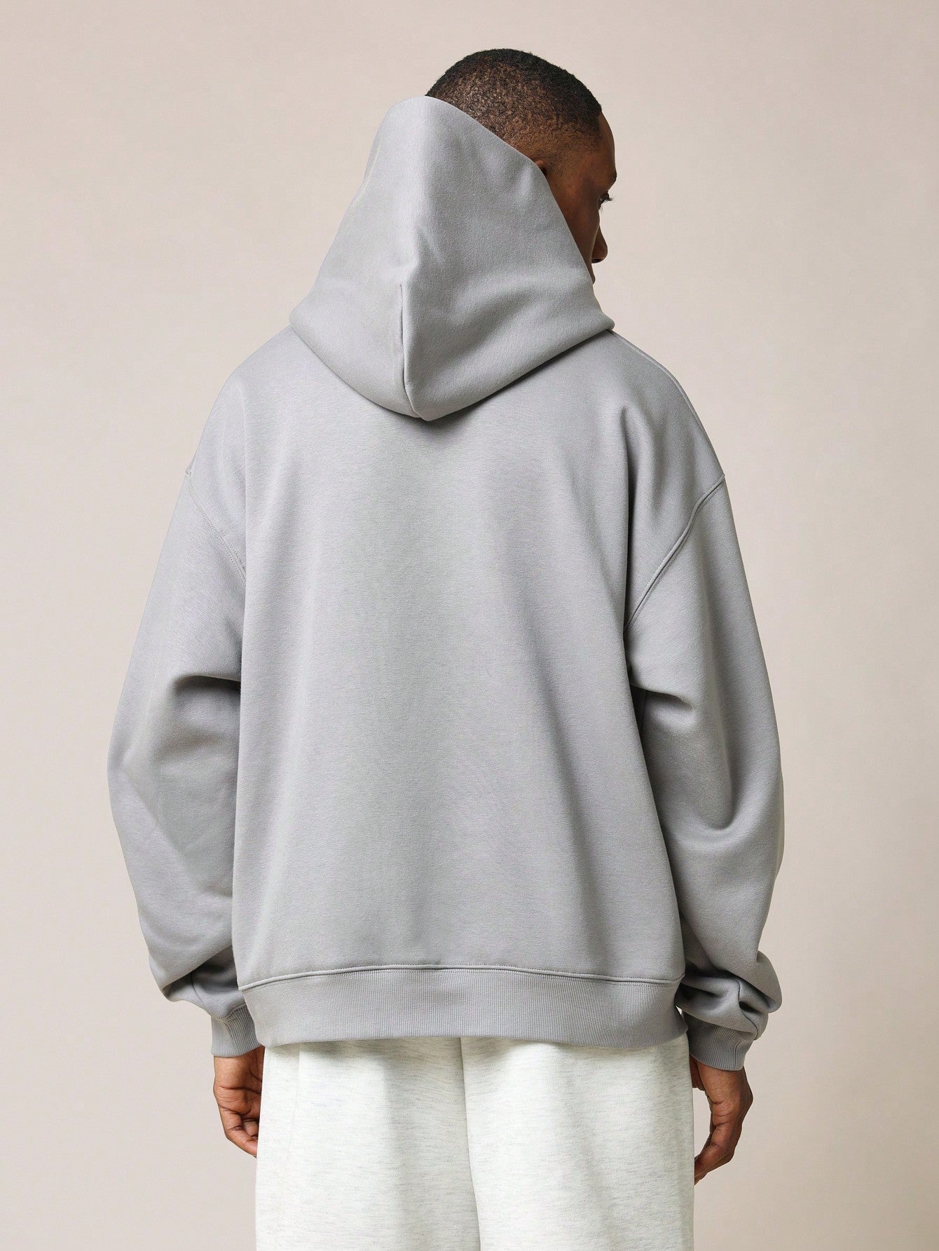 Regular Fit Essential Premium Heavyweight Overhead Hoodie In 340 Gsm