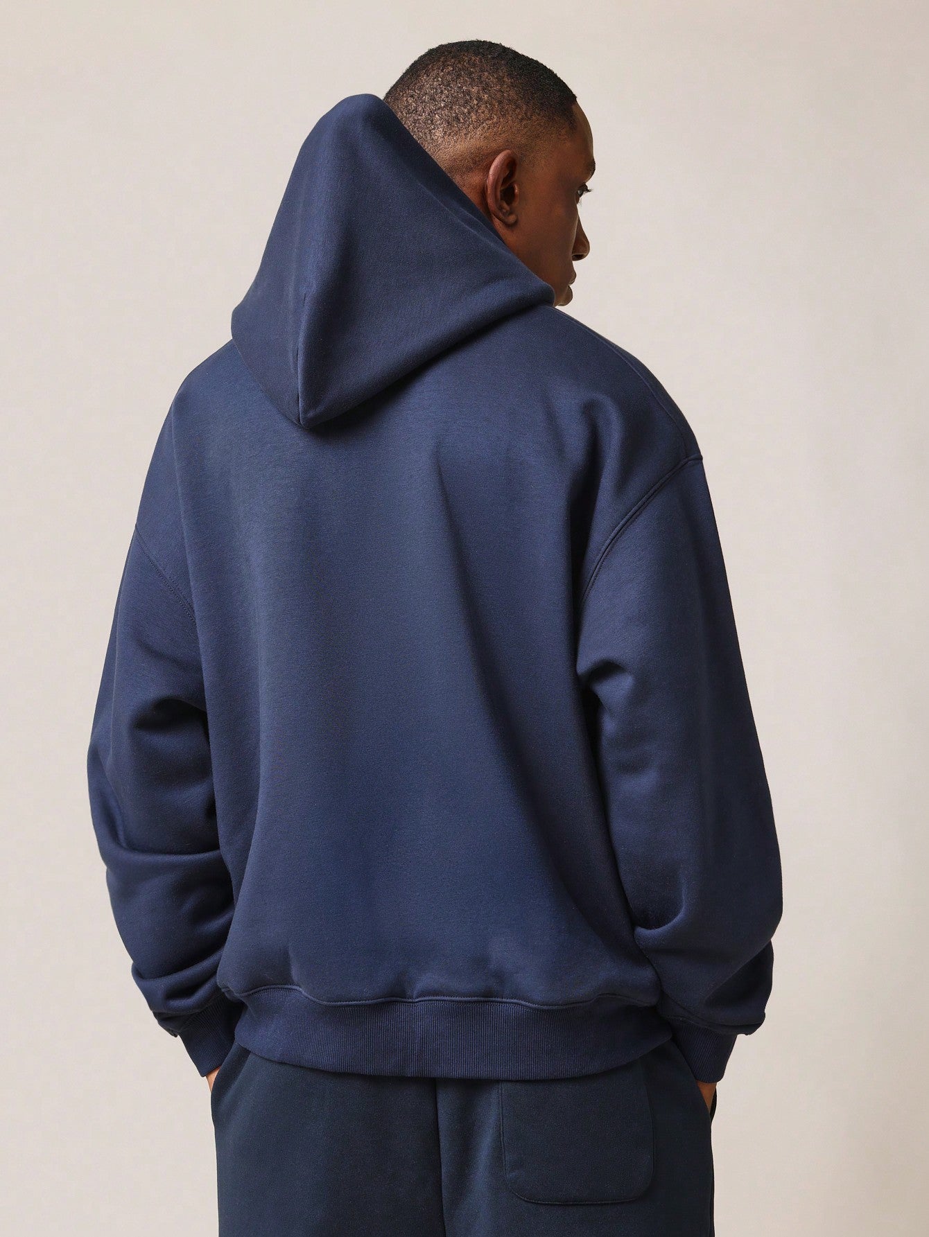 Regular Fit Essential Premium Heavyweight Overhead Hoodie In 340 Gsm