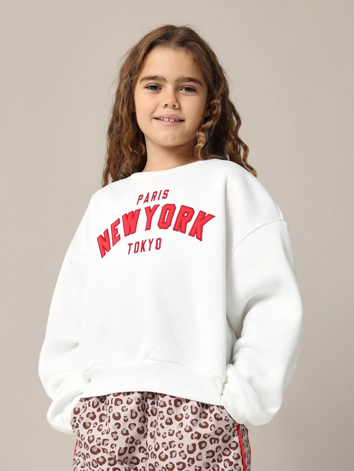 Tween Girls New York Sweatshirt And Loose Fit Leopard Print Pant 2 Piece Set