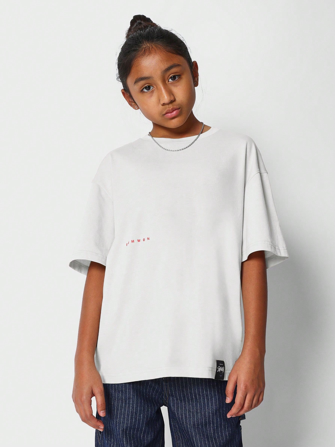 Tween Girls Oversized Fit Tee With Back Graffiti Graphic Print