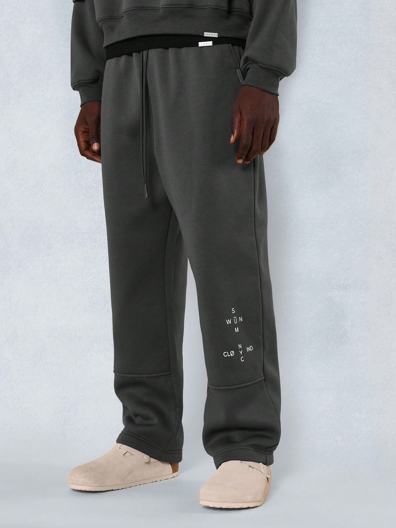 Regular Fit Overhead Hoodie And Sweatpants With Graphic Print 2 Piece Set