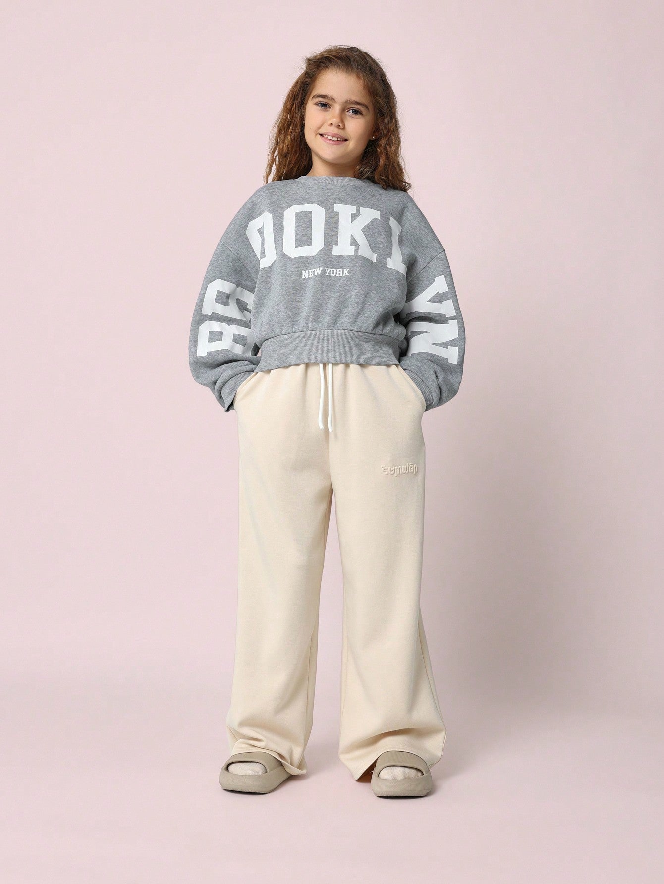 Tween Girls Cropped Slouchy Brooklyn Graphic Print Sweatshirts