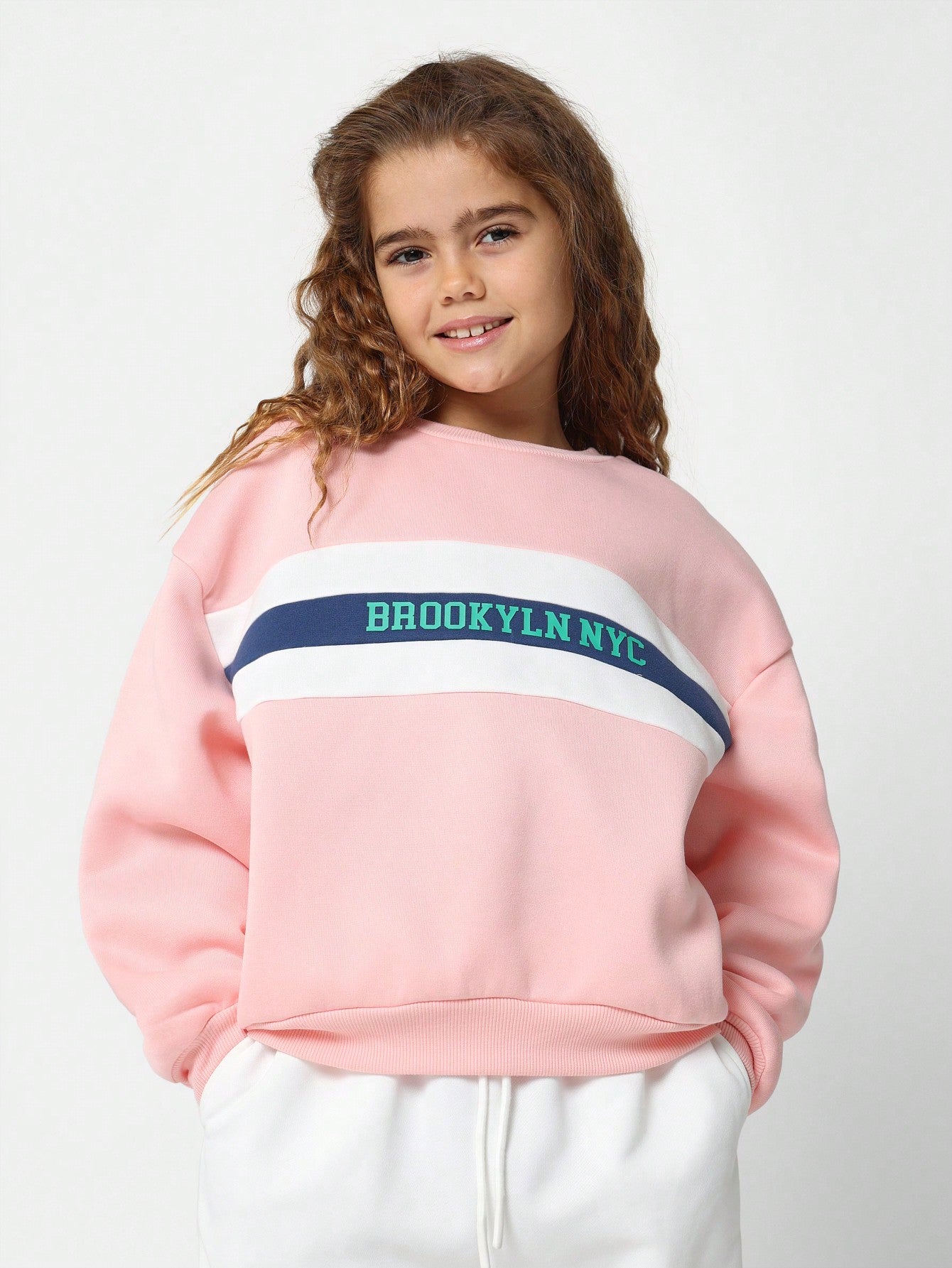 Tween Girls Regular Fit Strip Panel Sweatshirt With Brooklyn NYC Graphic Print