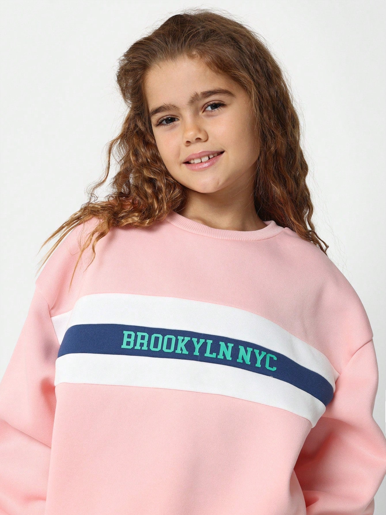 Tween Girls Regular Fit Strip Panel Sweatshirt With Brooklyn NYC Graphic Print