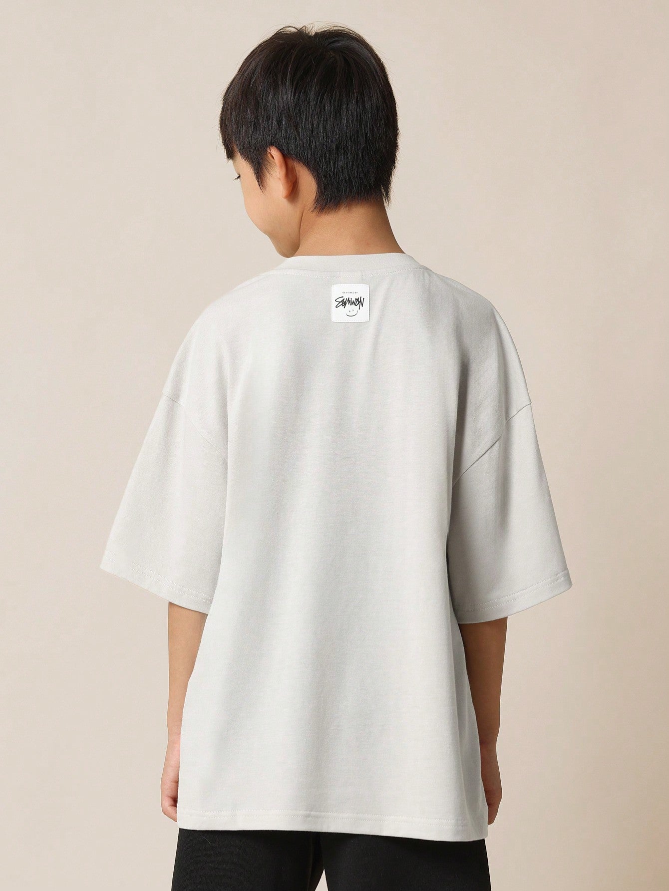 Tween Boys Oversized Elbow Sleeve Tee With Neck Graphic Print