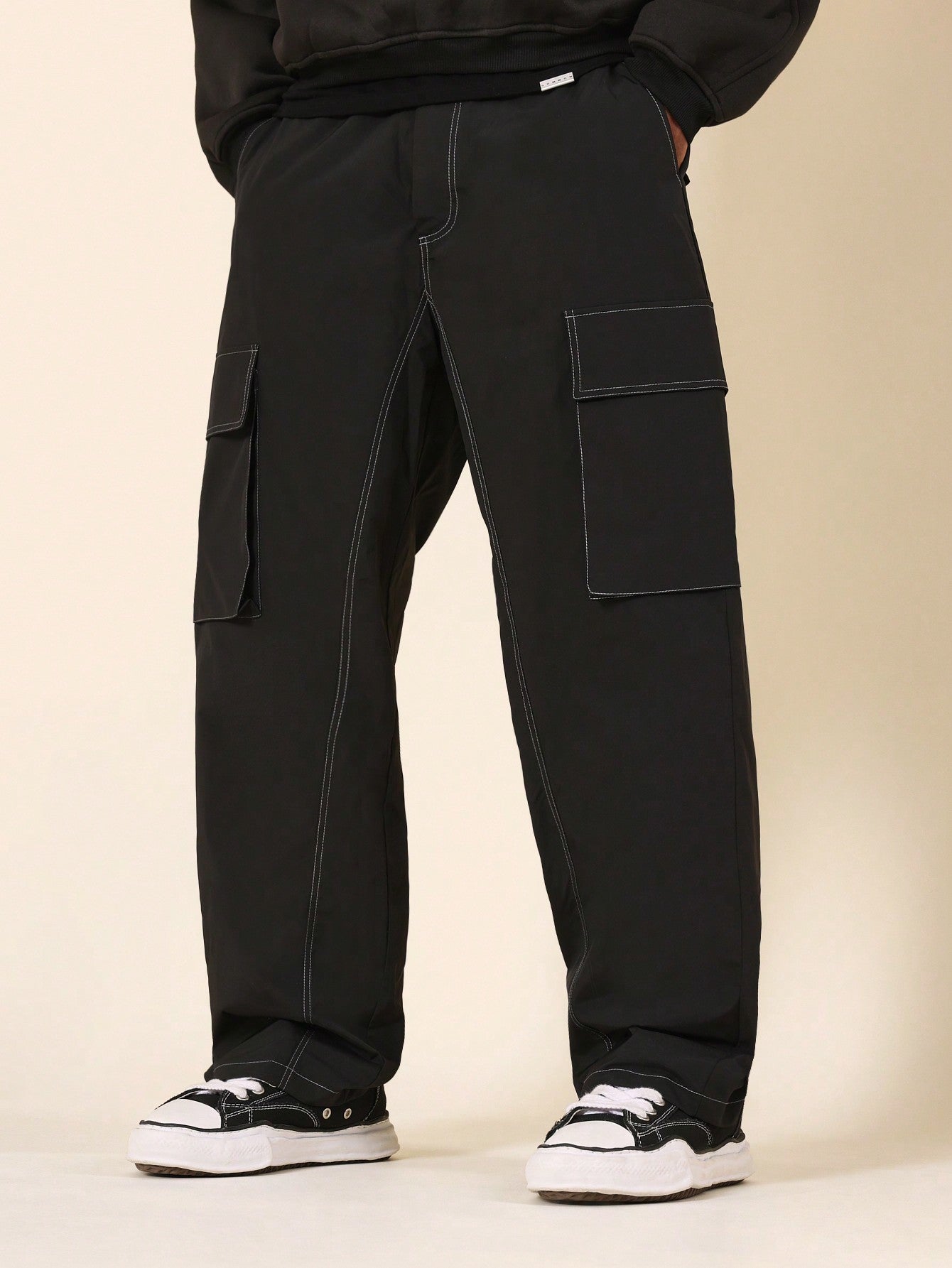 Skater Fit Contrast Stitch Pant