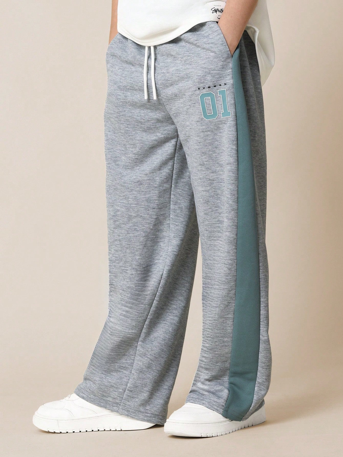 Tween Boys Straight Fit Side Stripe Panel Sweatpants With Graphic Print