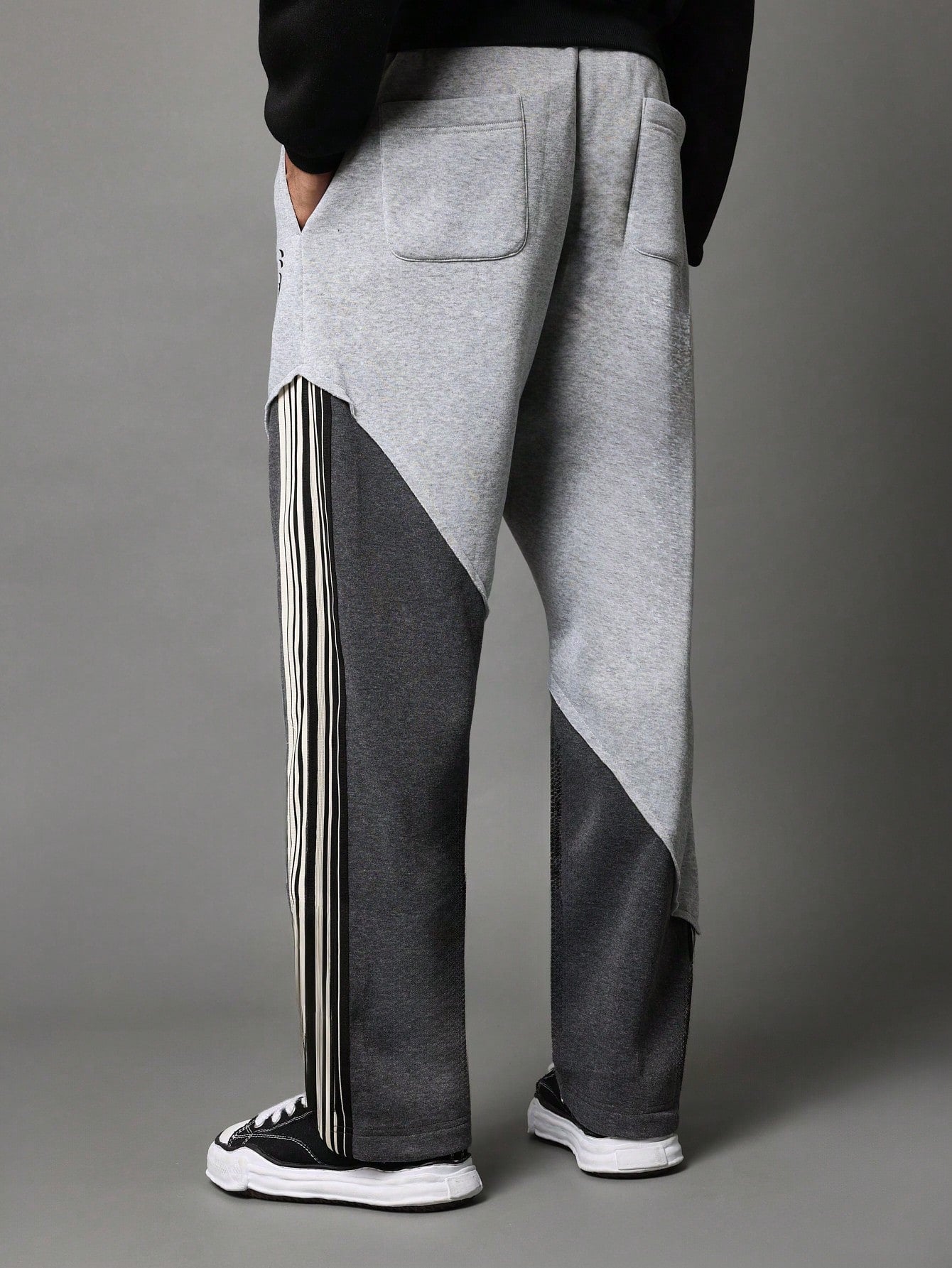 Straight Fit Raw Edge Sweatpants With Contrast Colour & Stripes Tape