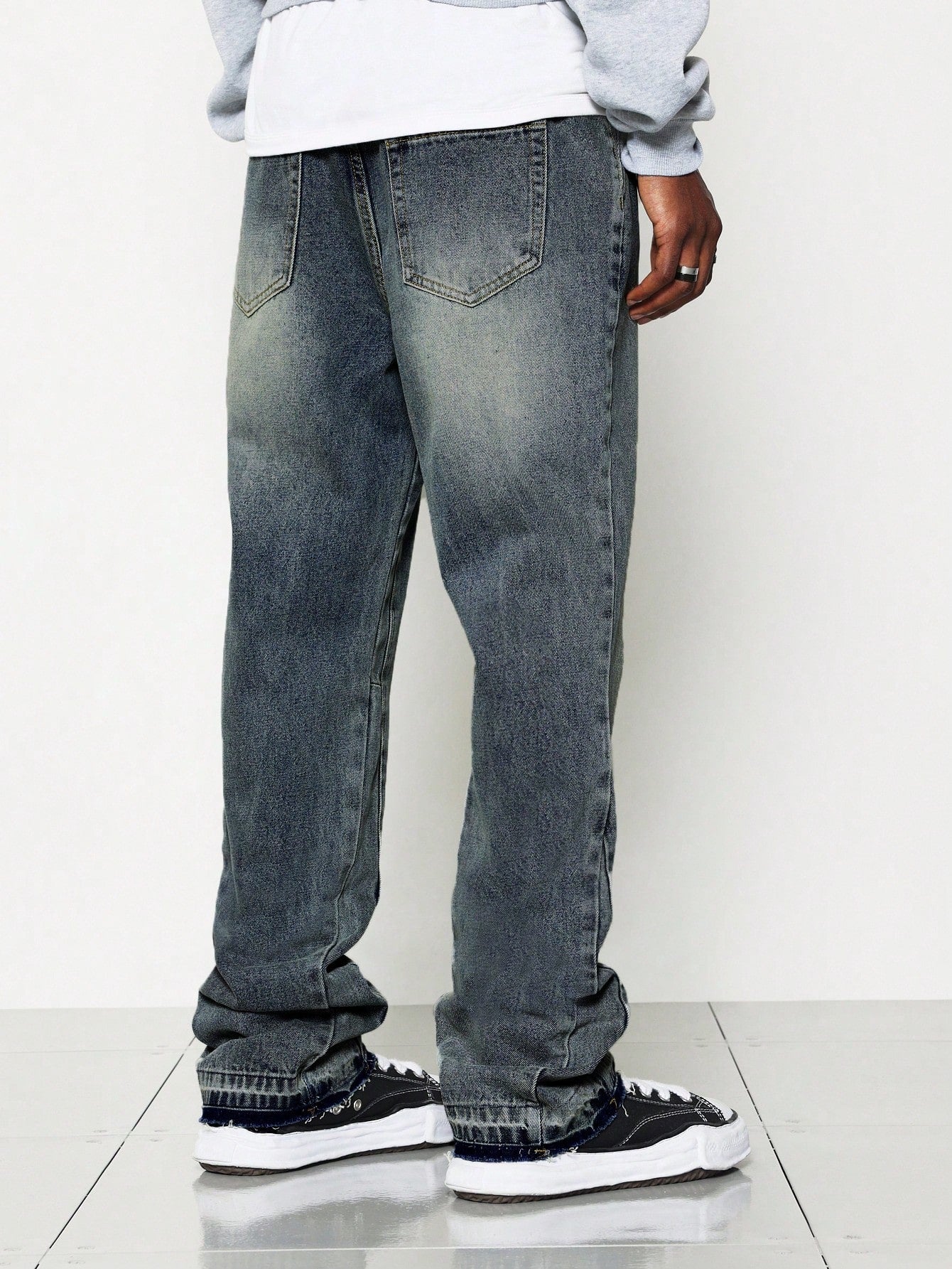 Flare Fit Washed Jean