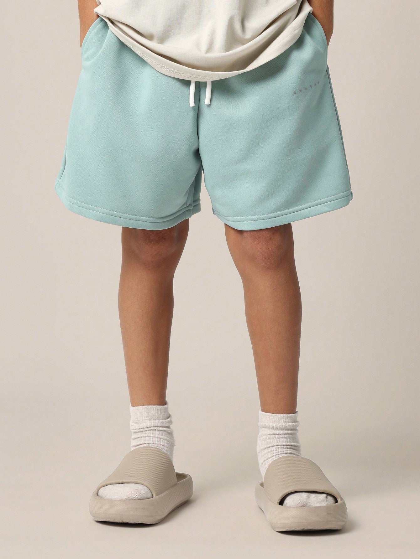 Tween Boys Everyday Oversized Tee And Short With Small Graphic Print 2 Piece Set