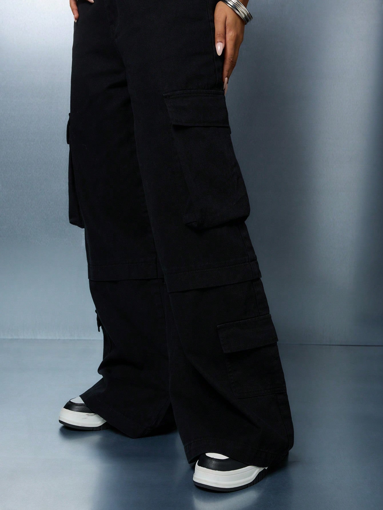 SUMWON WOMEN Wide Leg Baggy Cargo Pants