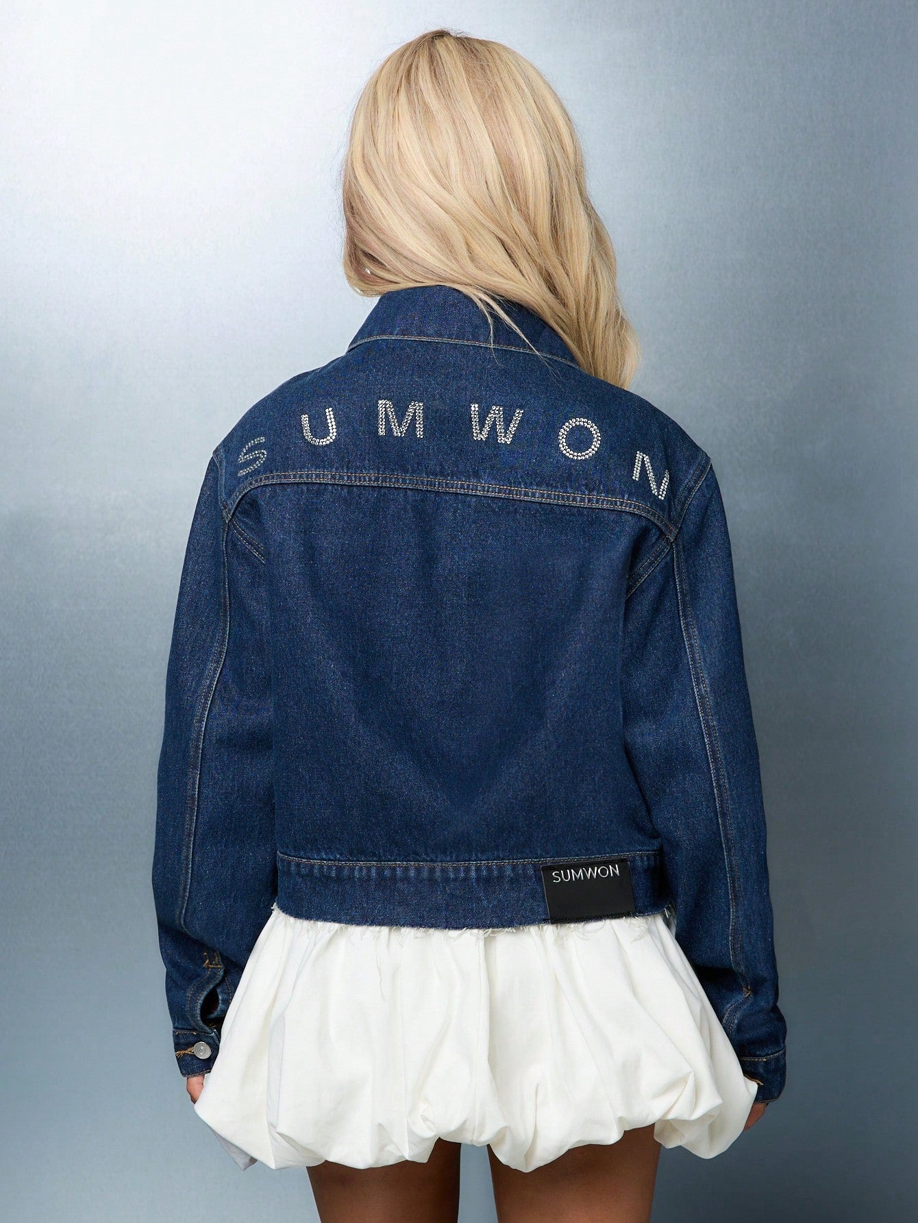 SUMWON WOMEN Distresses Embellished Crop Denim Jacket