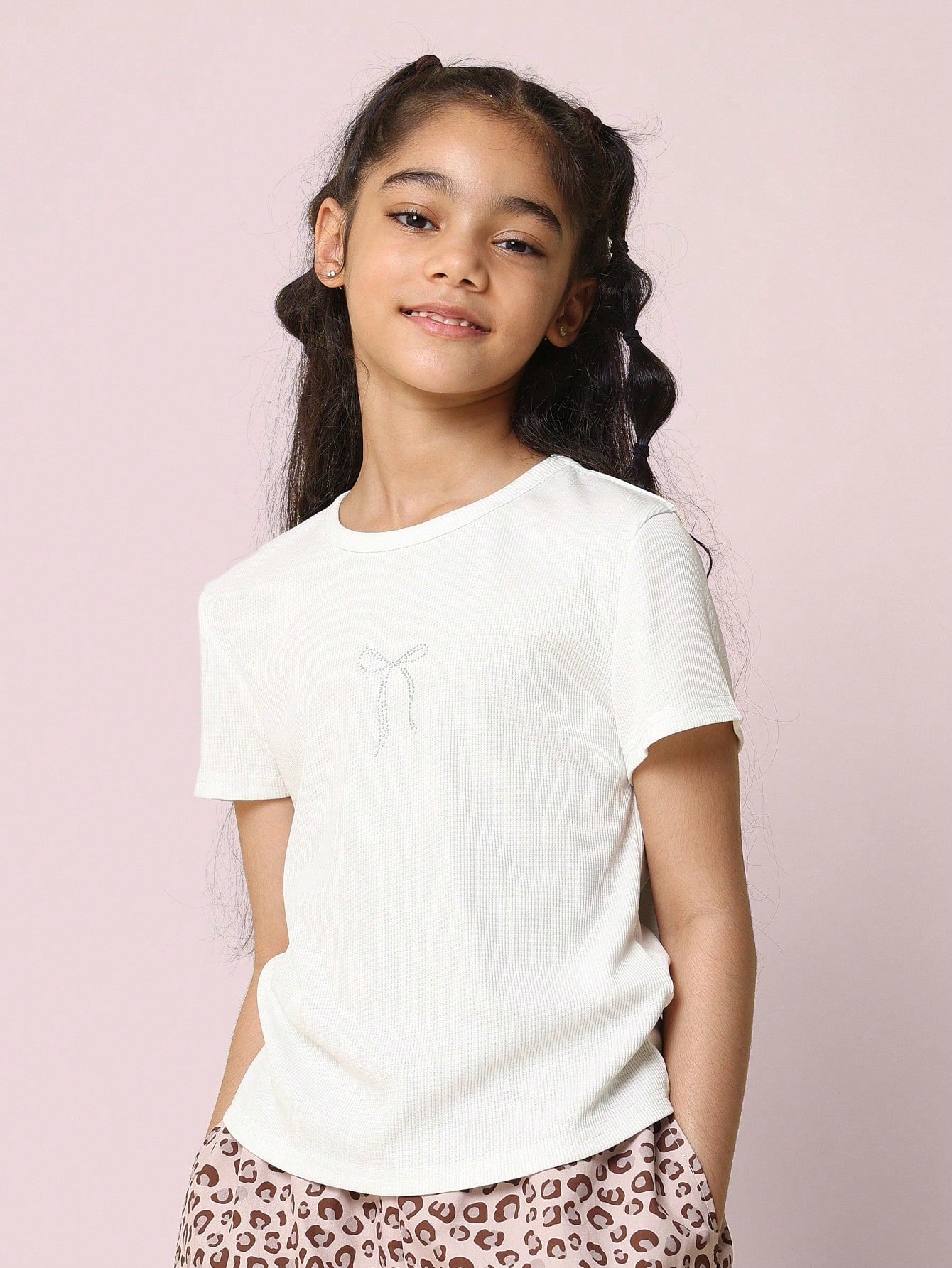 Tween Girls Everyday Rib Baby Tee With Front Hotfix Diamond Bow