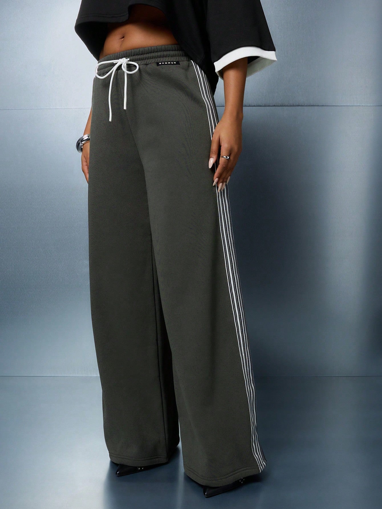 SUMWON WOMEN Side Stripe Wide Leg Pull Jogger Sweatpants With Draw Strings