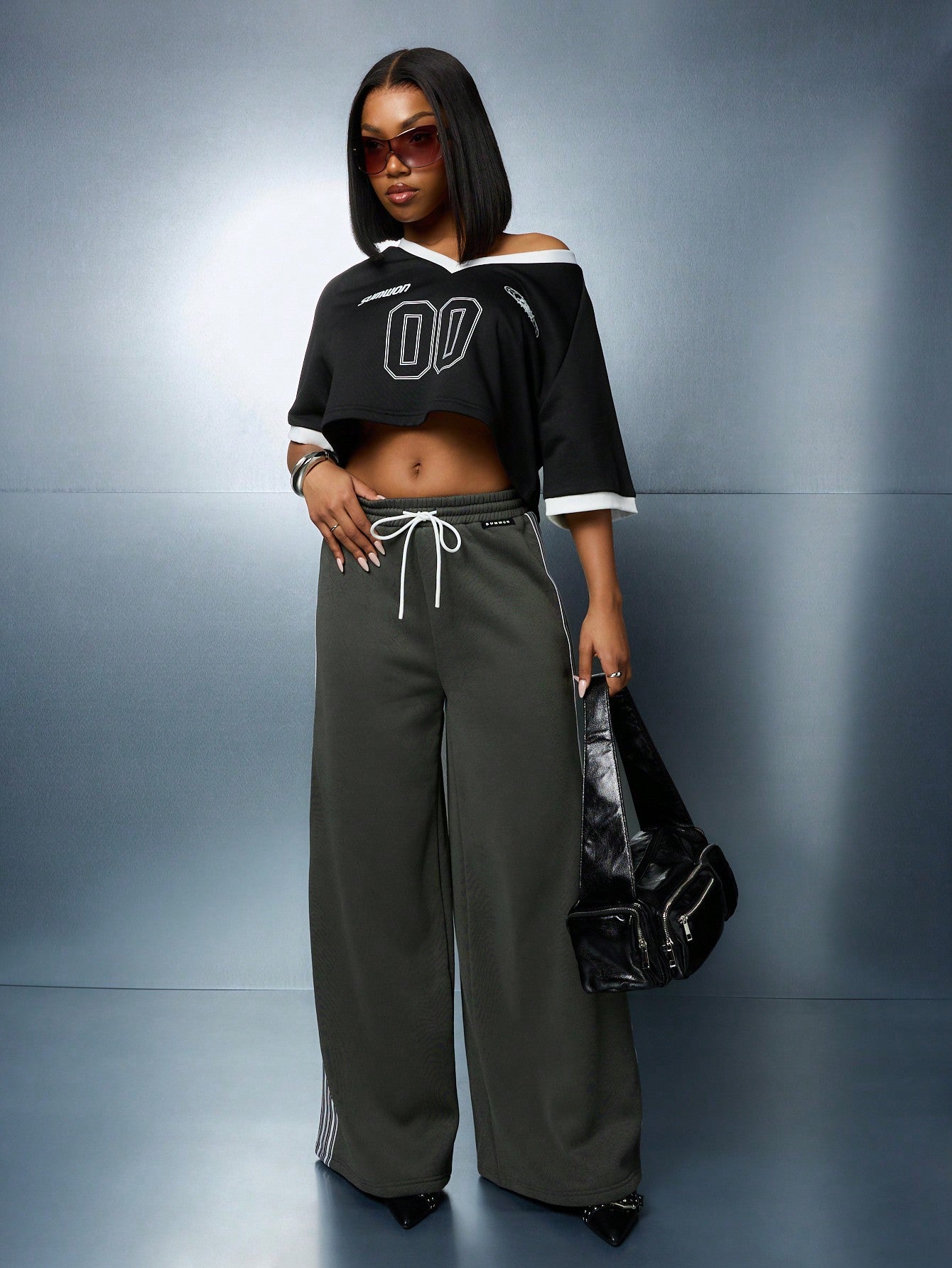 SUMWON WOMEN Side Stripe Wide Leg Pull Jogger Sweatpants With Draw Strings