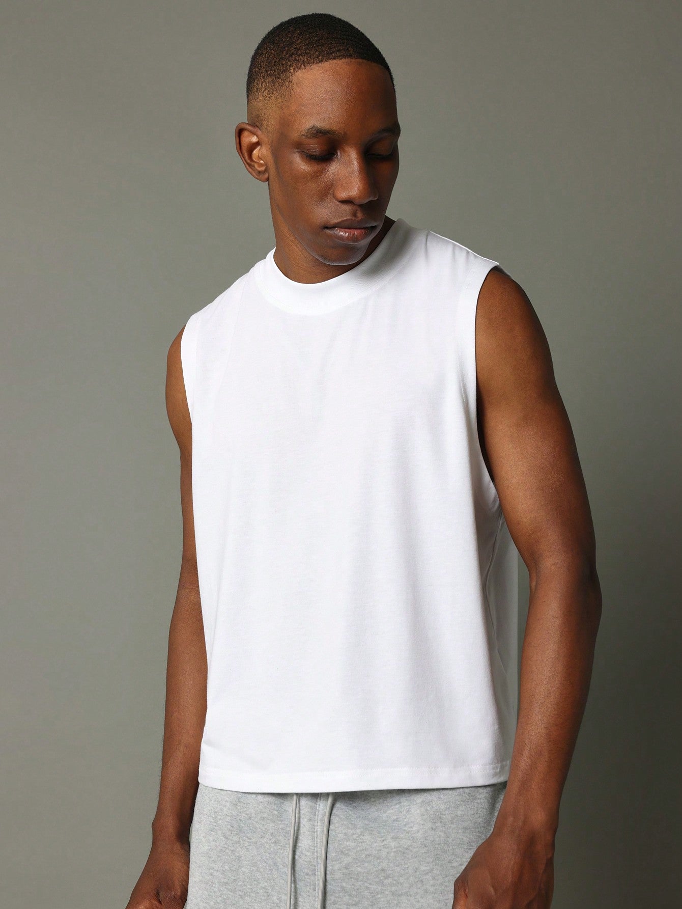 Crop Fit Raw Edge Tank