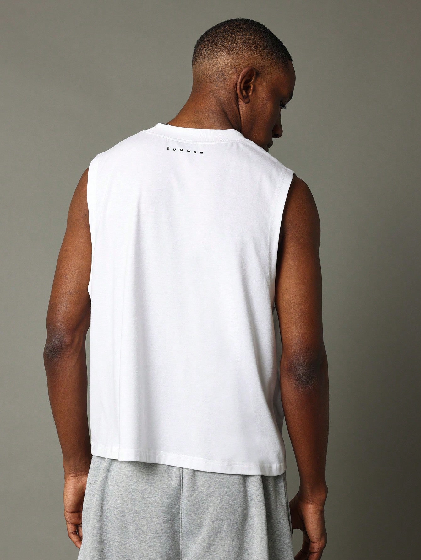 Crop Fit Raw Edge Tank