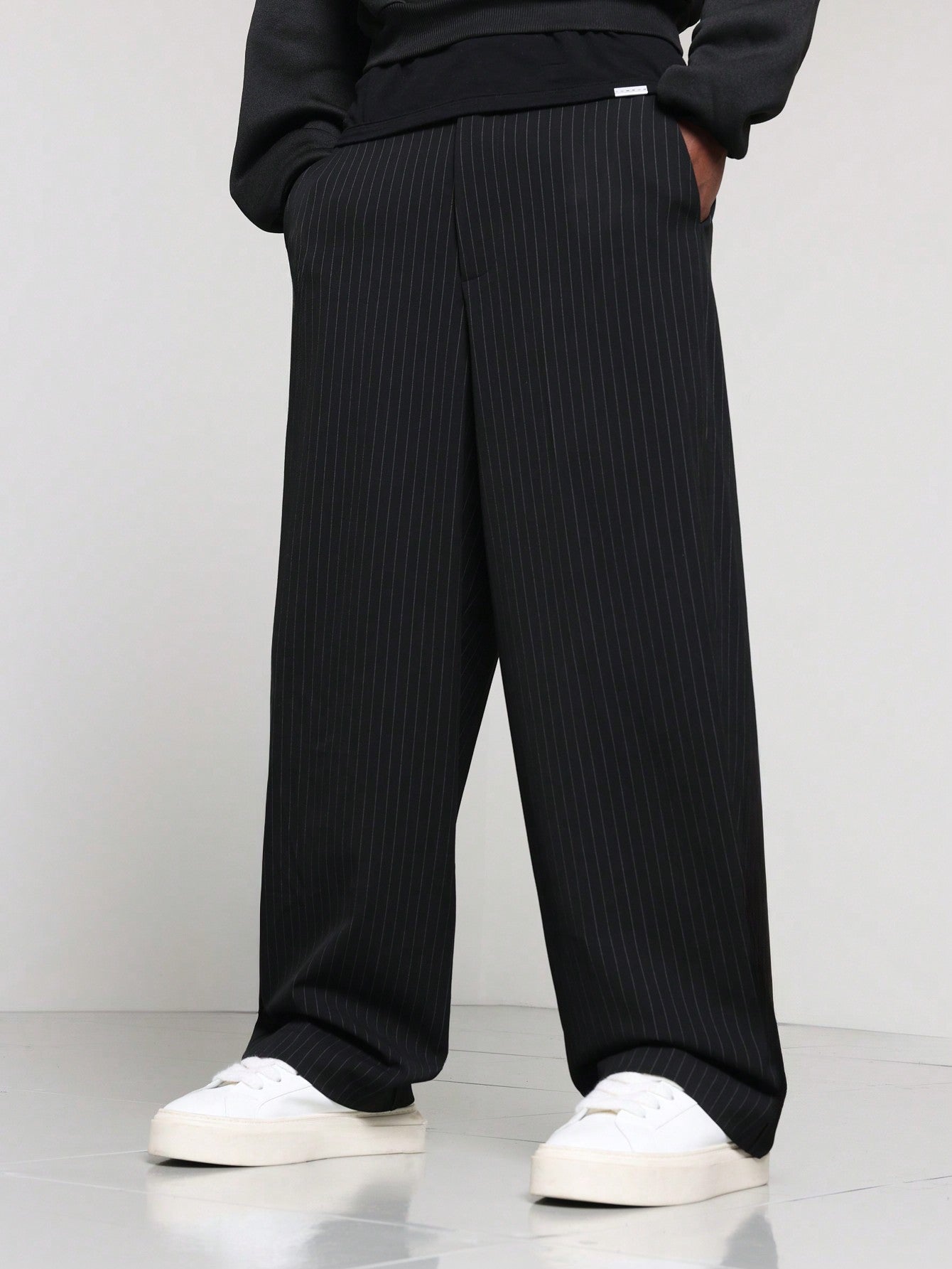 Tailoring Pinstripe Balloon Trousers