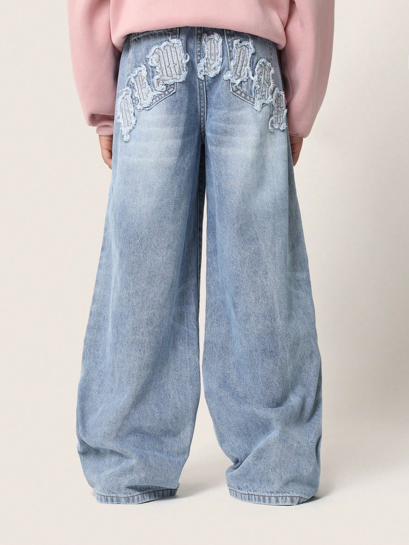 Tween Girls Relaxed Straight Fit Washed Jean With Back Applique