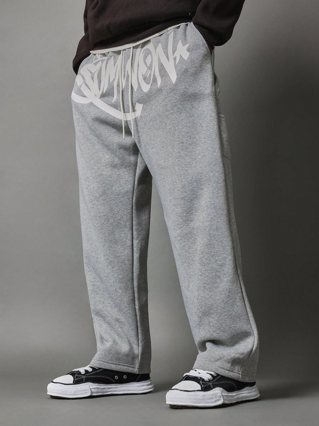 Loose Fit Carpenter Sweatpants With Graffiti Graphic Print