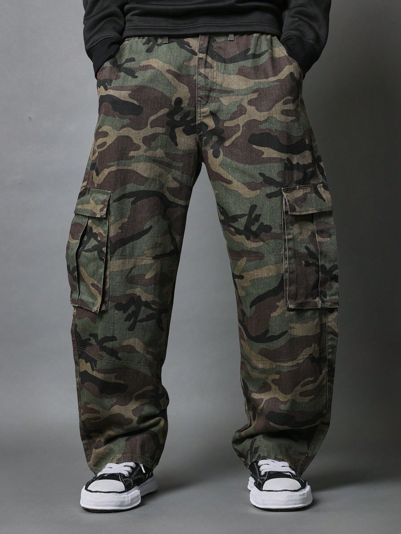 Skater Fit Camouflage Printed Cargo Pant