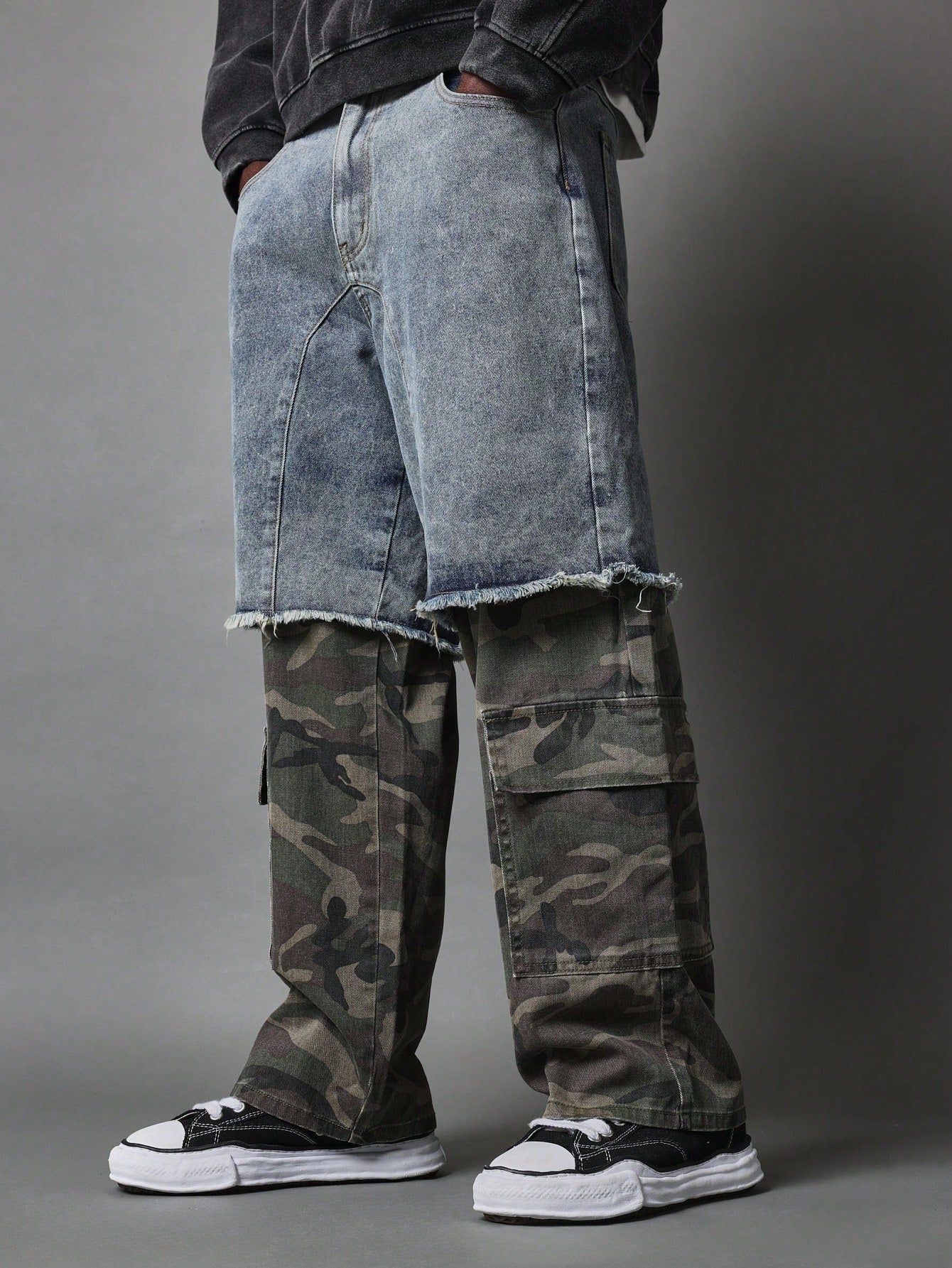 Loose Fit Raw Edge Double Layered Camouflage Cargo Jean