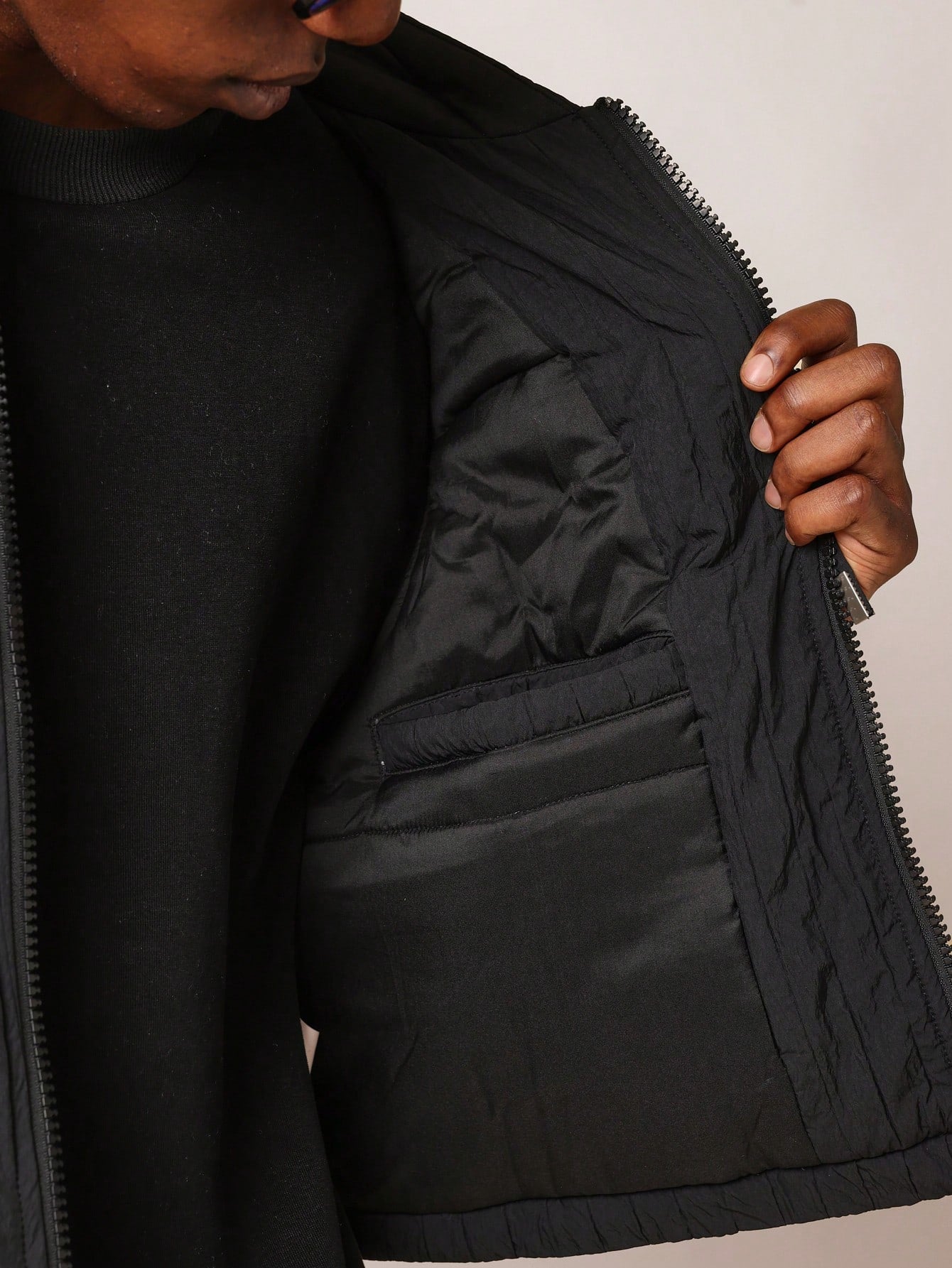 Cropped Puffer Zip Through Gillet With Hoodie