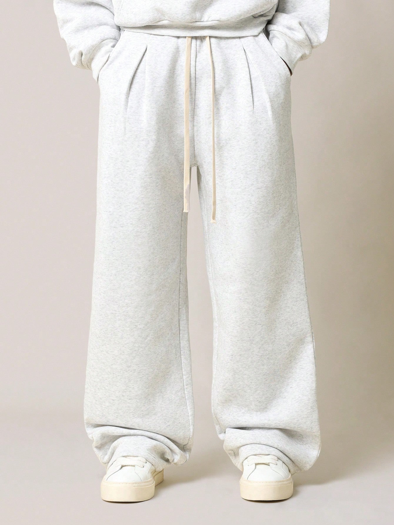 Cropped Essential Overhead Hoodie And Wide Leg Pleated Sweatpants 2 Piece Set