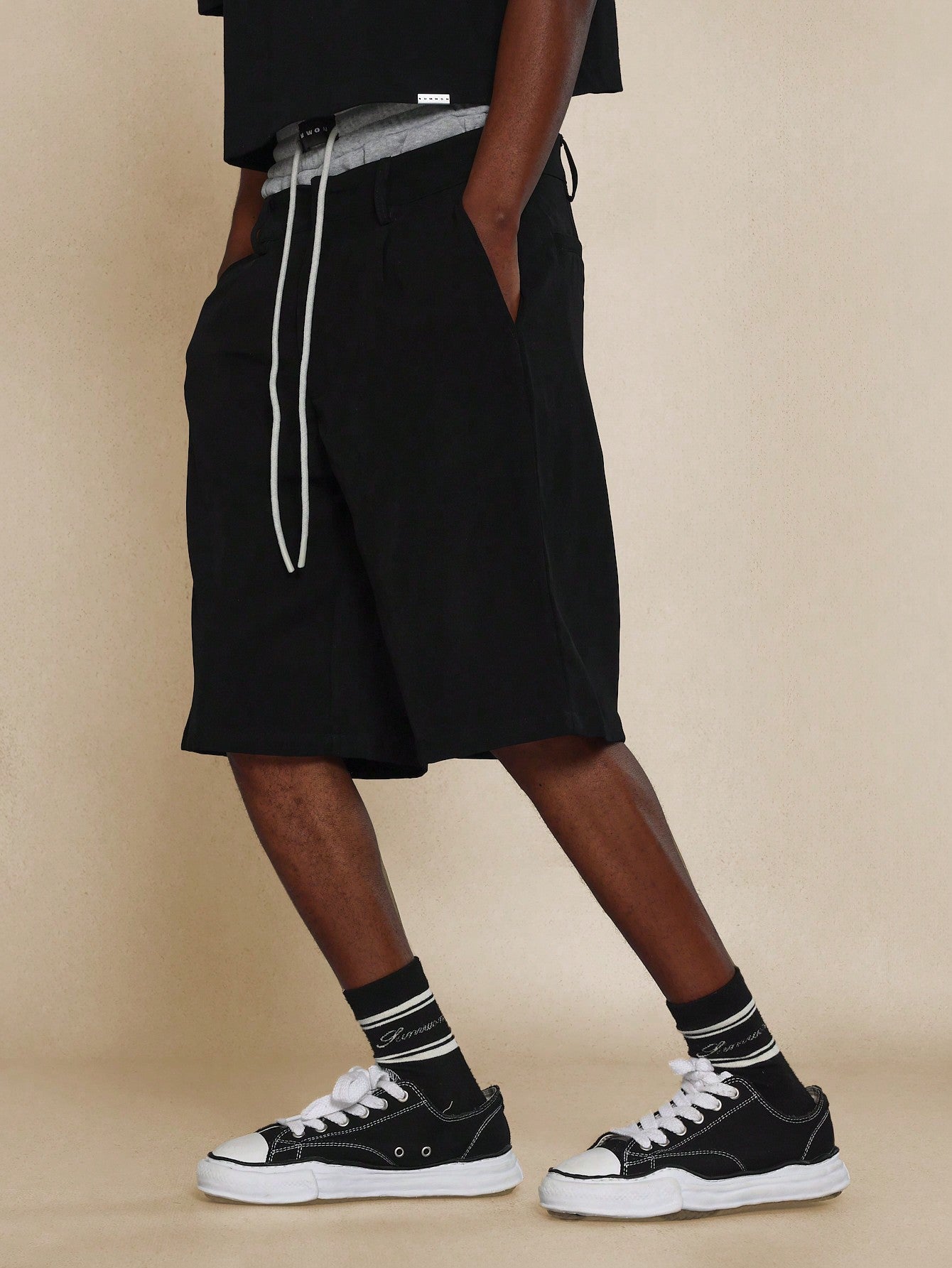 Double Waistband Short