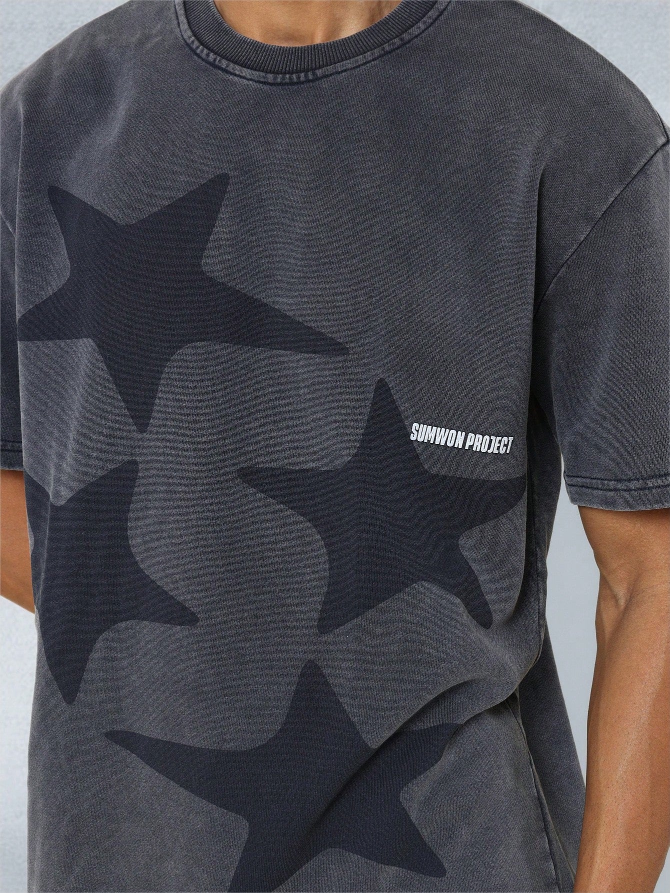 Washed Crop Fit Tee With Star Graphic