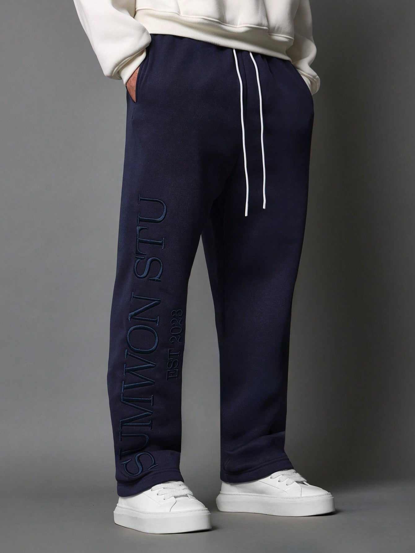 Loose Fit Baggy Jogger With Front Embroidery